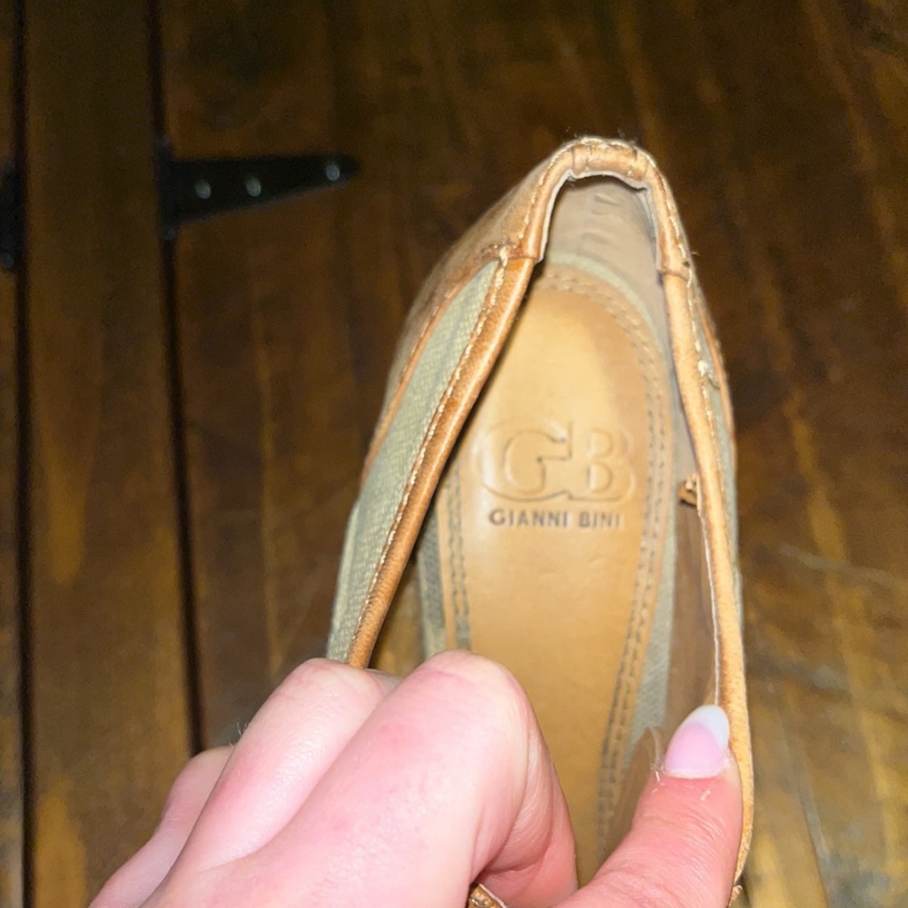 Gianni Bini Wedge Heels - Picture 7 of 8